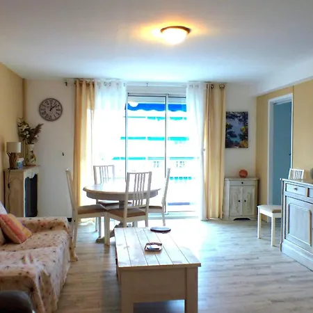 Beautiful Located 800 M From The Lejlighed